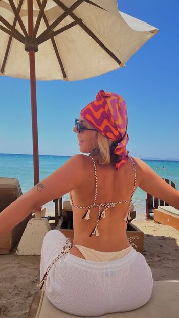 Full leaked Zeynep ozveri private onlyfans photo