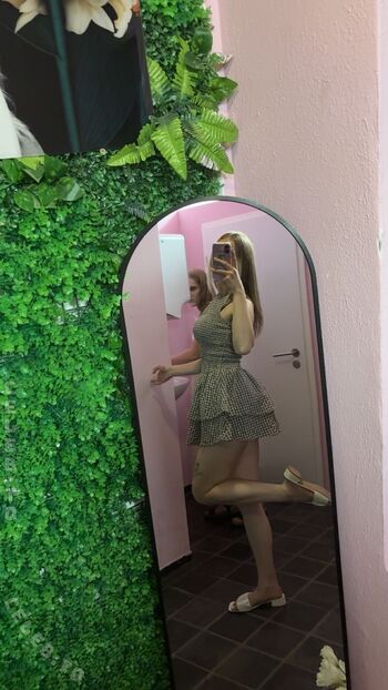 Full leaked Zimchay private onlyfans photo