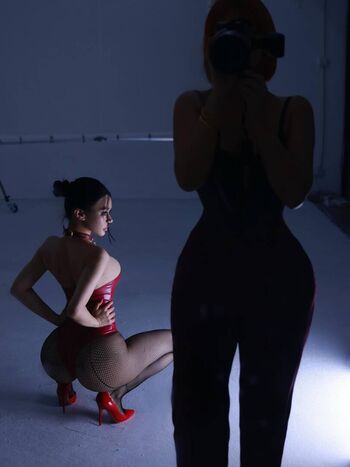 Full leaked Zmeixio private onlyfans photo