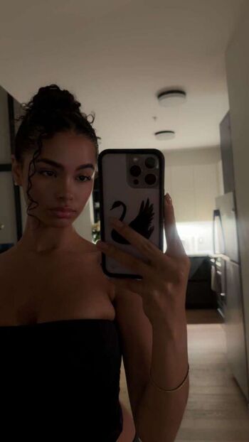 Full leaked Znefer page private onlyfans photo