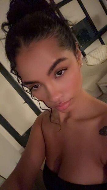 Full leaked Znefer page private onlyfans photo