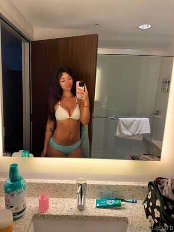 Full leaked Zoe ebarb private onlyfans photo