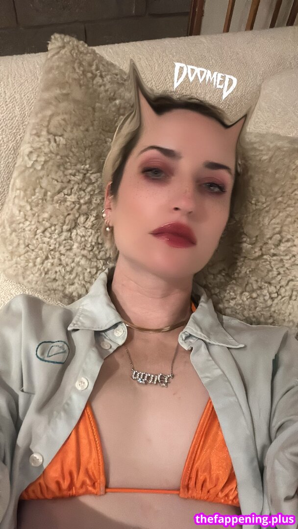 Zoe Lister Jones / https: / zoelisterjones Nahá OnlyFans fotografie #29