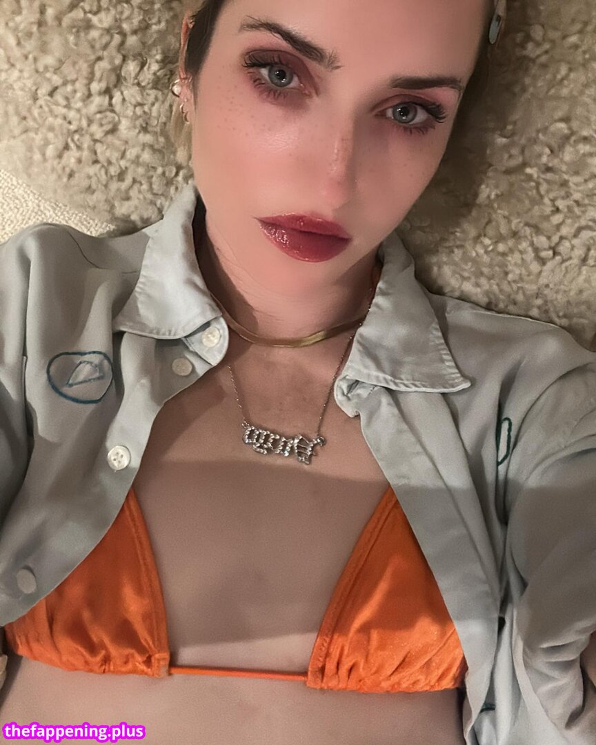 Zoe Lister Jones / https: / zoelisterjones Çıplak OnlyFans Fotoğrafı #31