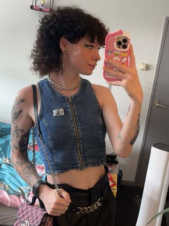 Full leaked Zoelagoblina private onlyfans photo