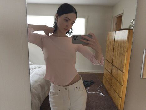 Full leaked Zoeplzshutup private onlyfans photo