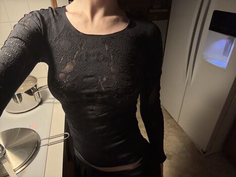 Full leaked Zoeplzshutup private onlyfans photo