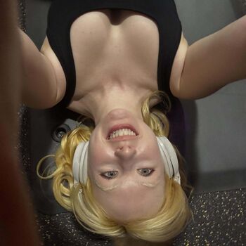 Full leaked Zombielolitas private onlyfans photo