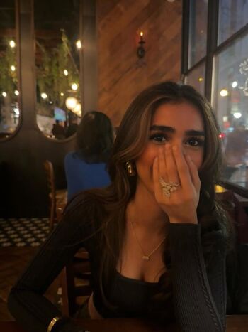 Full leaked Zoyaurkhan private onlyfans photo