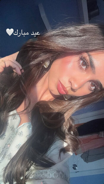 Full leaked Zoyaurkhan private onlyfans photo