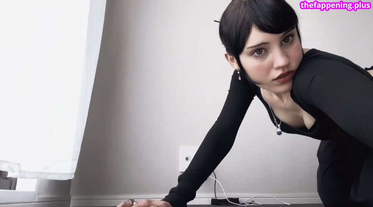 Zz.eazoning / zzeazoning Fotografie OnlyFans Dezbrăcată #33